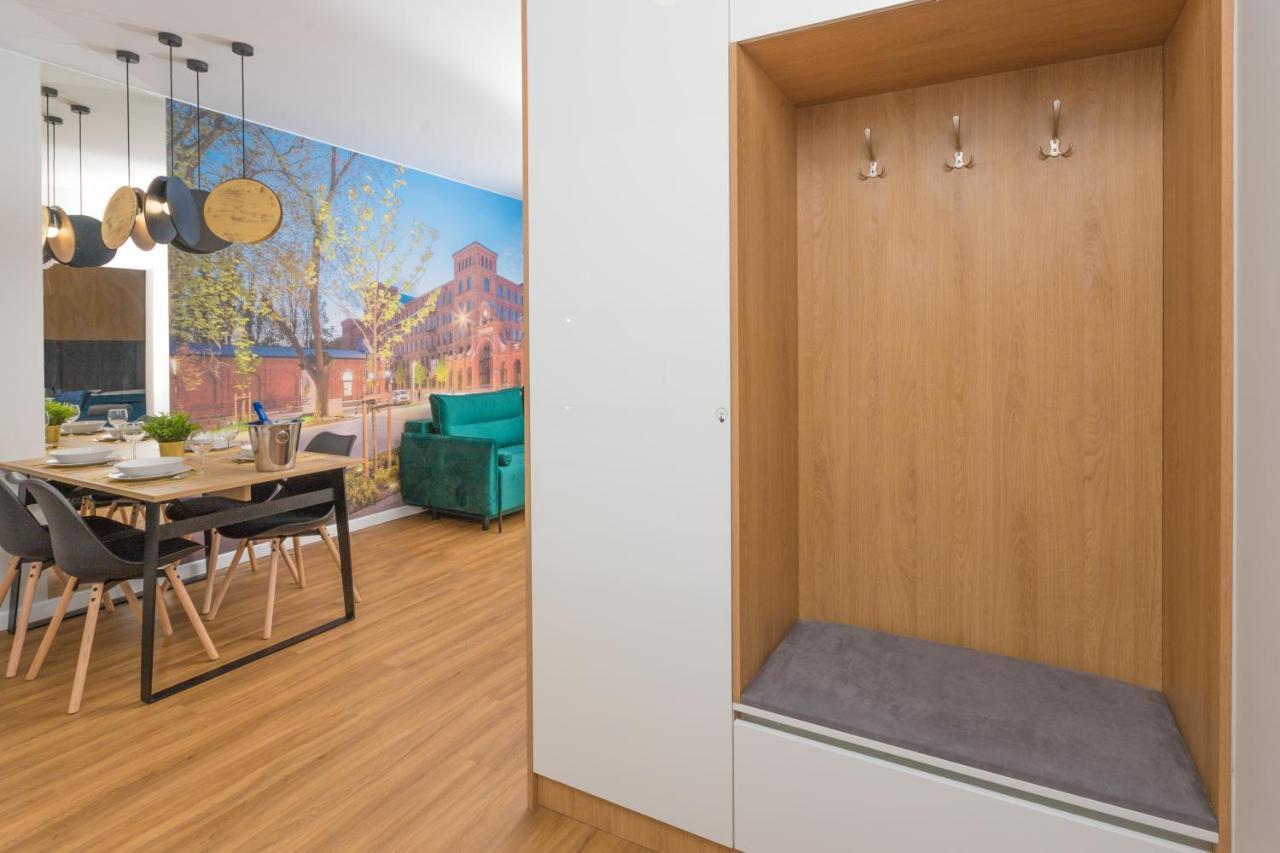 Royal Manu Apartment Netflix Łódź Eksteriør billede