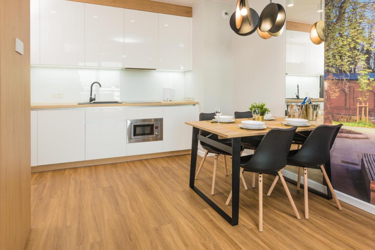 Royal Manu Apartment Netflix Łódź Eksteriør billede