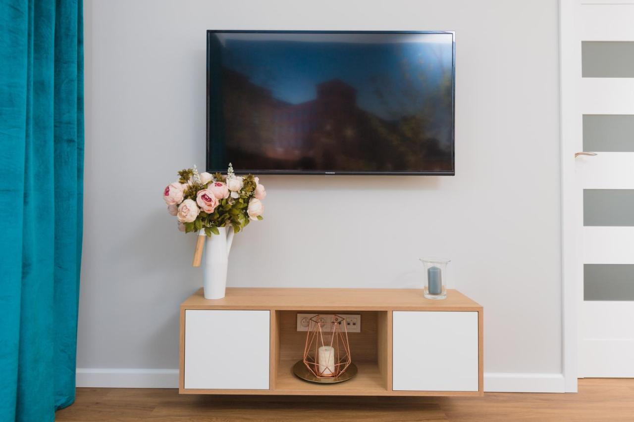 Royal Manu Apartment Netflix Łódź Eksteriør billede