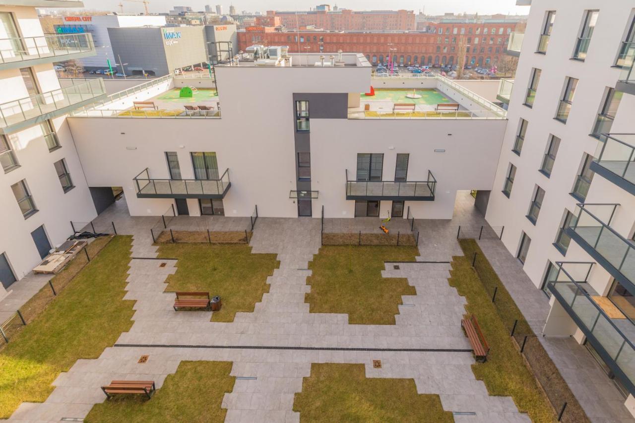 Royal Manu Apartment Netflix Łódź Eksteriør billede